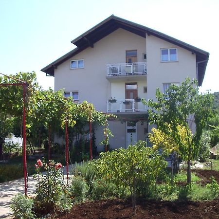 Apartment Dalmatien Raslina Екстериор снимка