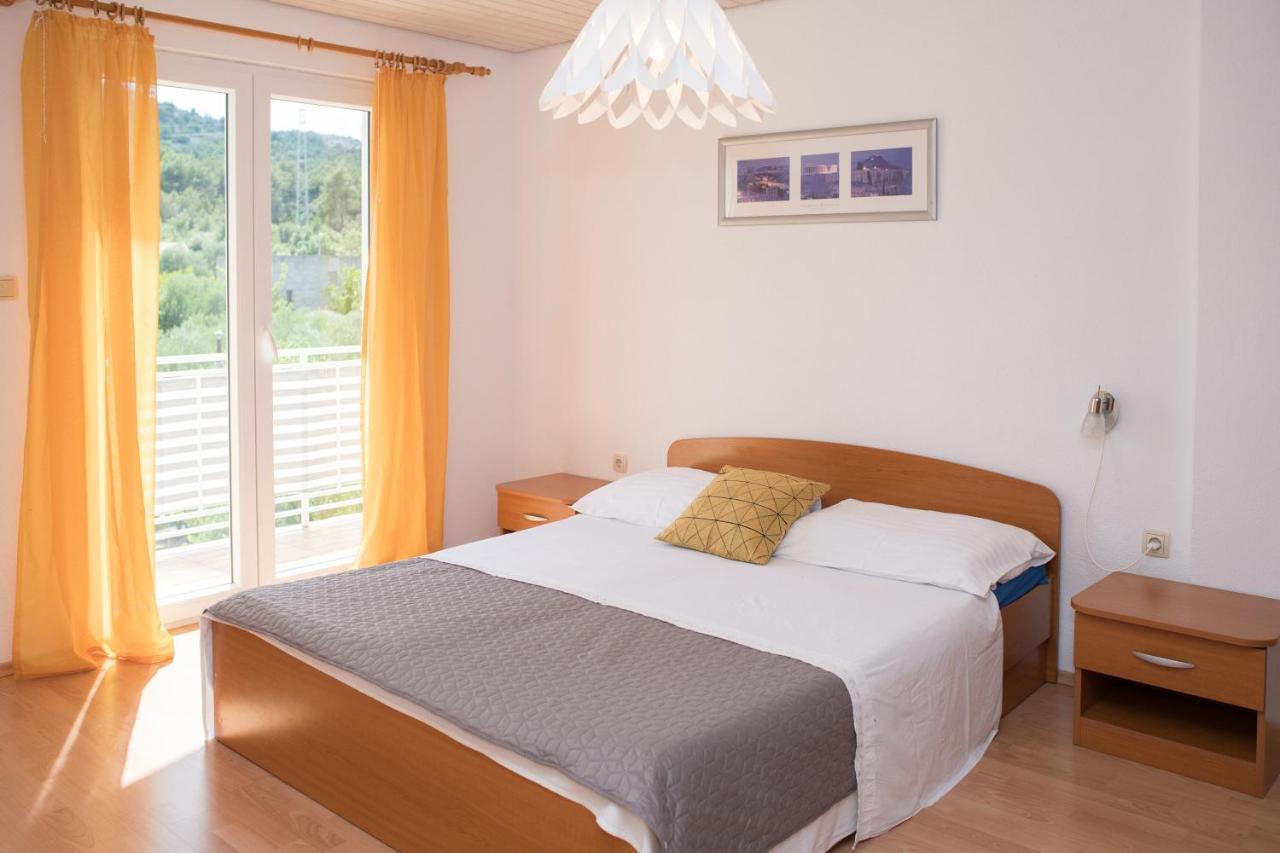 Apartment Dalmatien Raslina Екстериор снимка