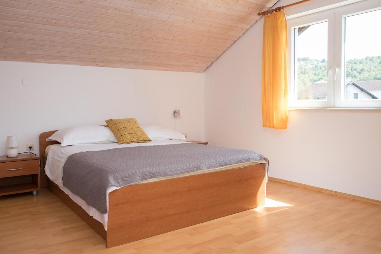 Apartment Dalmatien Raslina Екстериор снимка