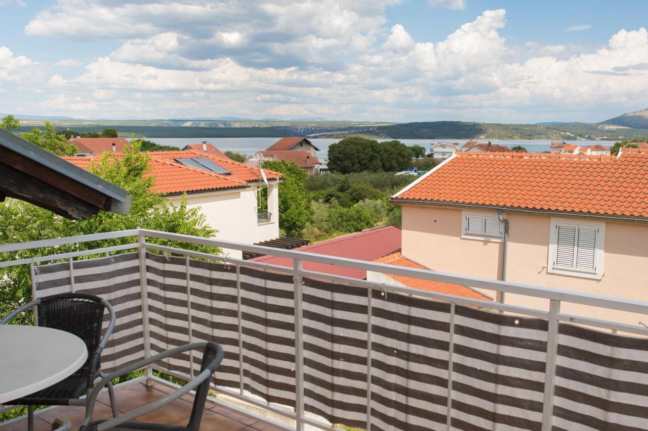Apartment Dalmatien Raslina Екстериор снимка
