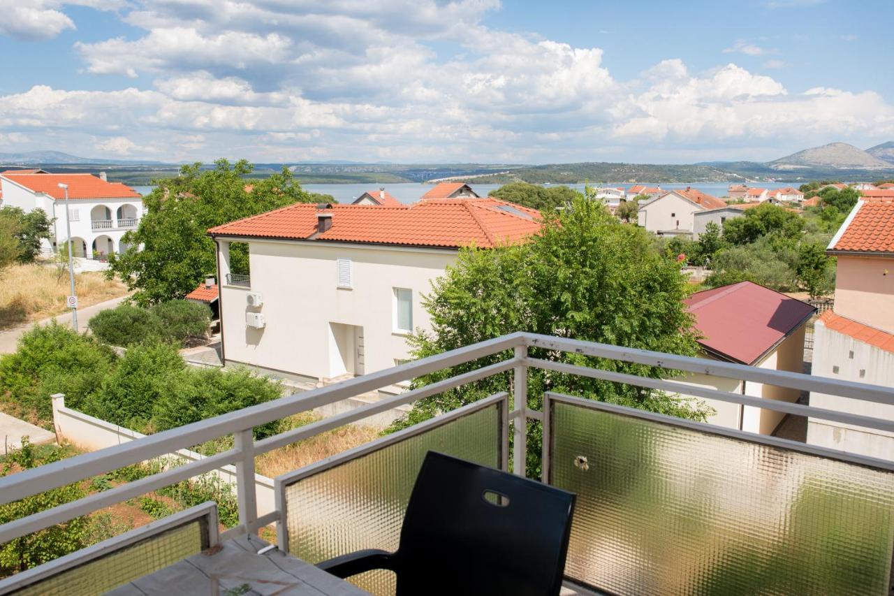 Apartment Dalmatien Raslina Екстериор снимка